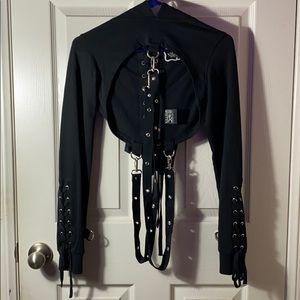 Verity Cropped Hood